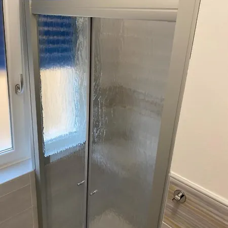 Apartament Stadio 1 - Monolocali Con Bagno Privato Werona