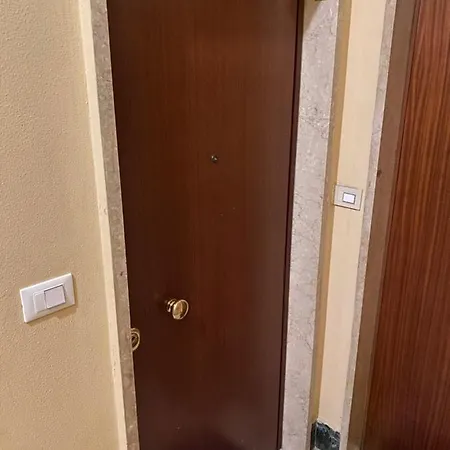 Stadio 1 - Monolocali Con Bagno Privato Apartament Werona